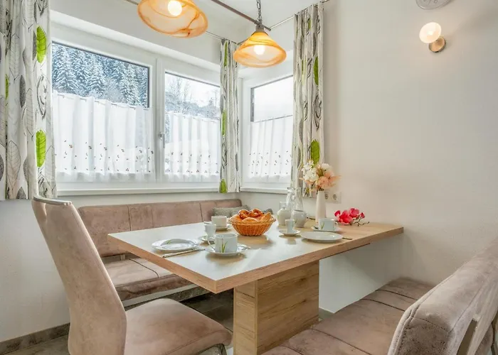 Blick Auf Den Rettenstein 1 Und 2 Кирхберг